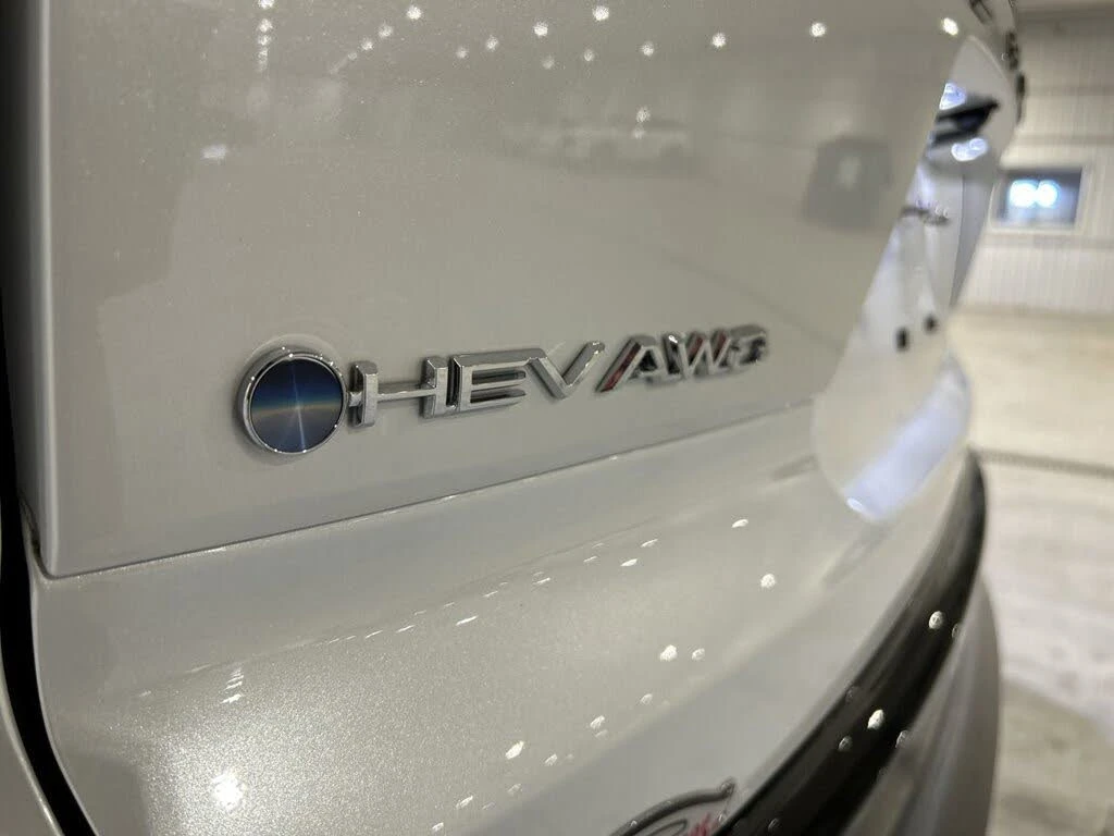 Toyota Crown  Signia Limited AWD, снимка 11 - Автомобили и джипове - 54248463