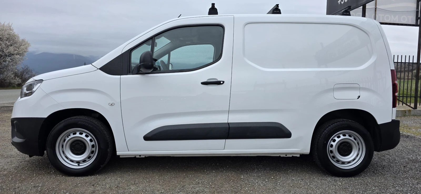 Toyota Proace City 1.5 D City-102 hp, снимка 4 - Автомобили и джипове - 54399804