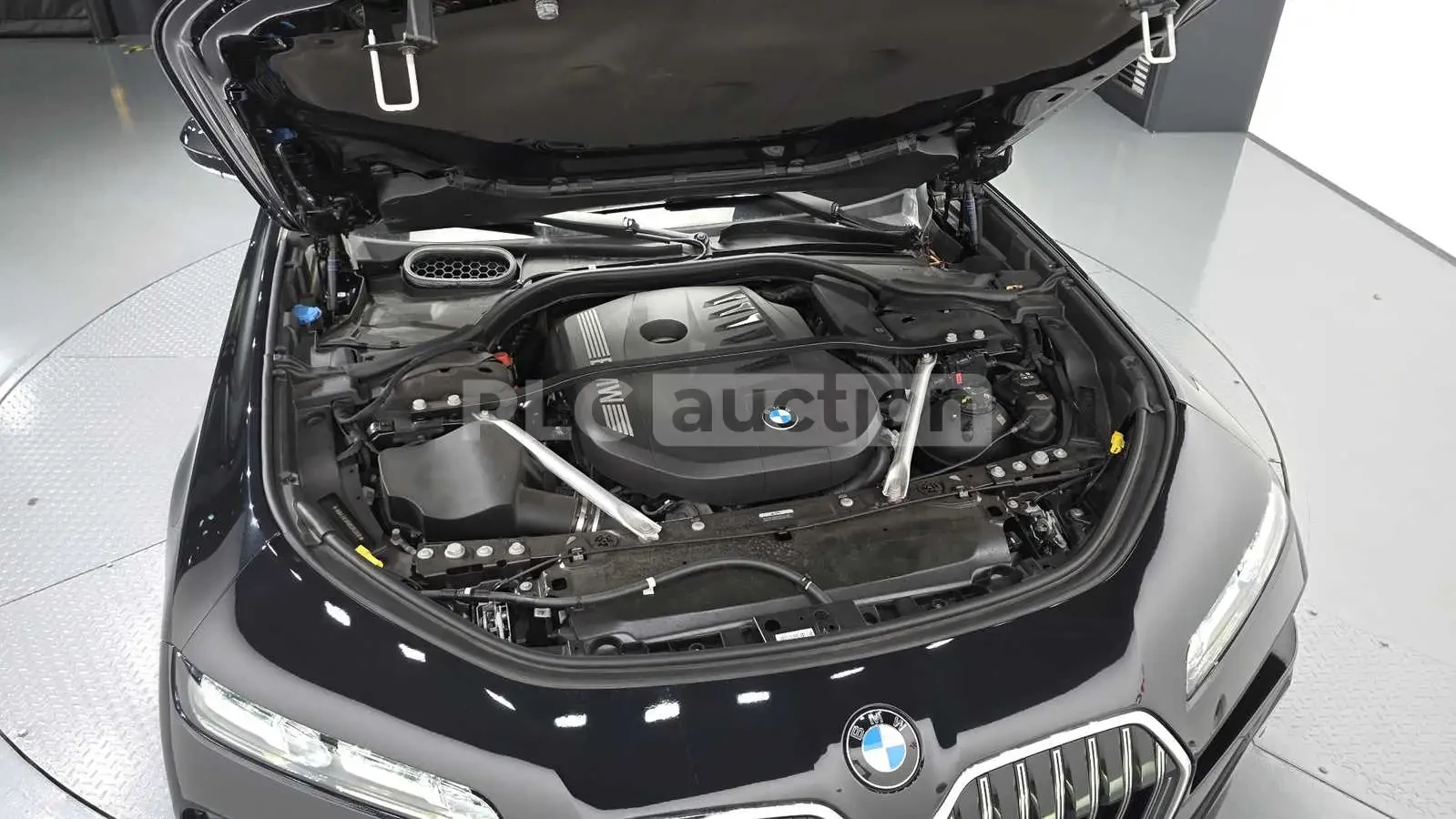 BMW 740 i xDriveM| 360| HUD| �����| TV| ���.��������� | Mobile.bg � ����������� 16