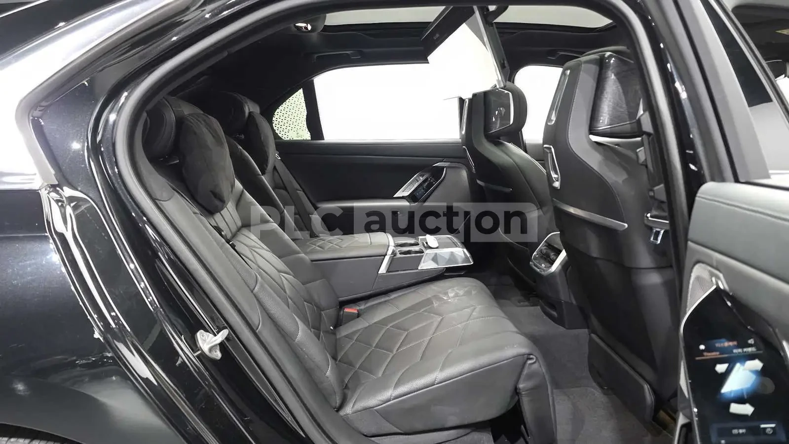 BMW 740 i xDriveM| 360| HUD| �����| TV| ���.��������� | Mobile.bg � ����������� 12
