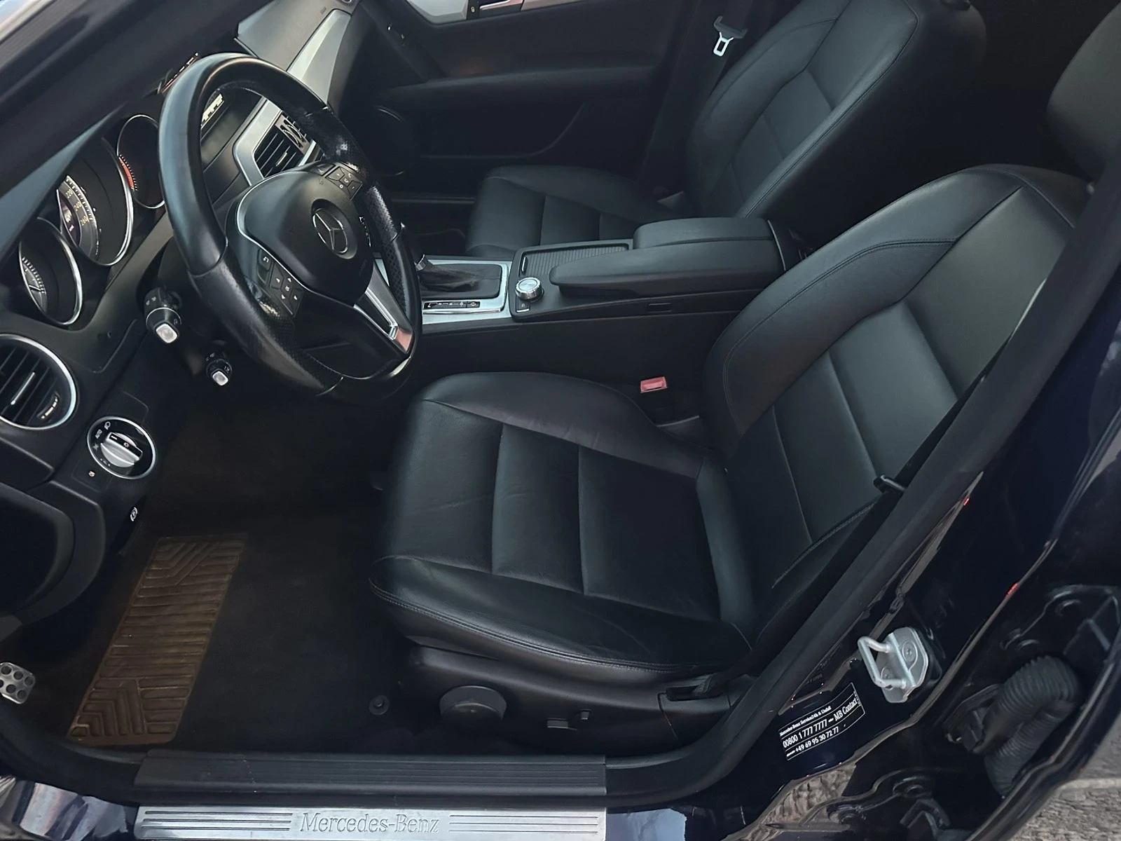 Mercedes-Benz C 350, снимка 12 - Автомобили и джипове - 55101440