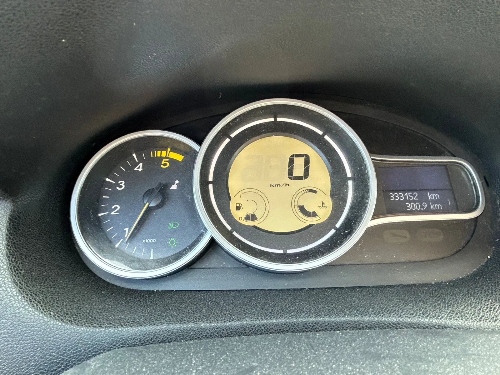 Renault Megane, снимка 12 - Автомобили и джипове - 55225493