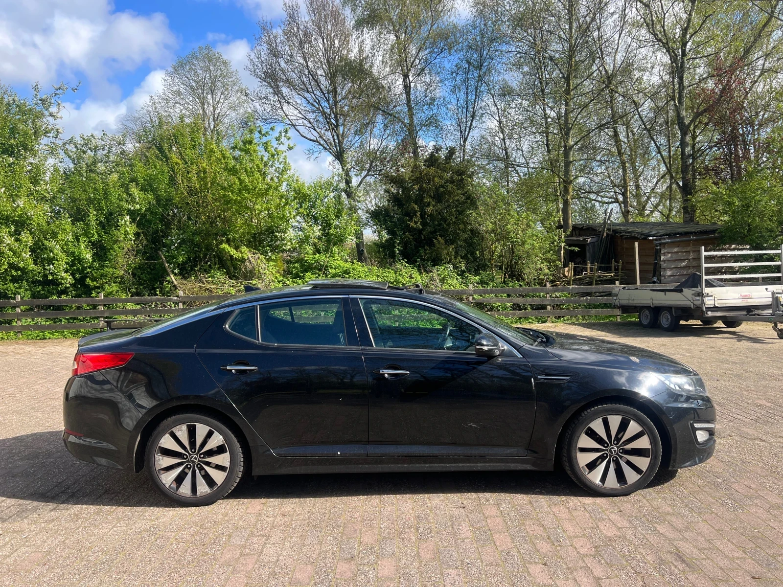 Kia Optima 2.0 Hybrid* Кожа* Нави* Панорама* Обдухване* Подгр, снимка 4 - Автомобили и джипове - 55418582
