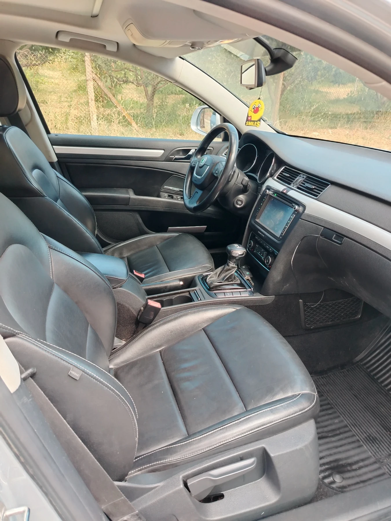 Skoda Superb 2.004x4dizel, снимка 10 - Автомобили и джипове - 55596703