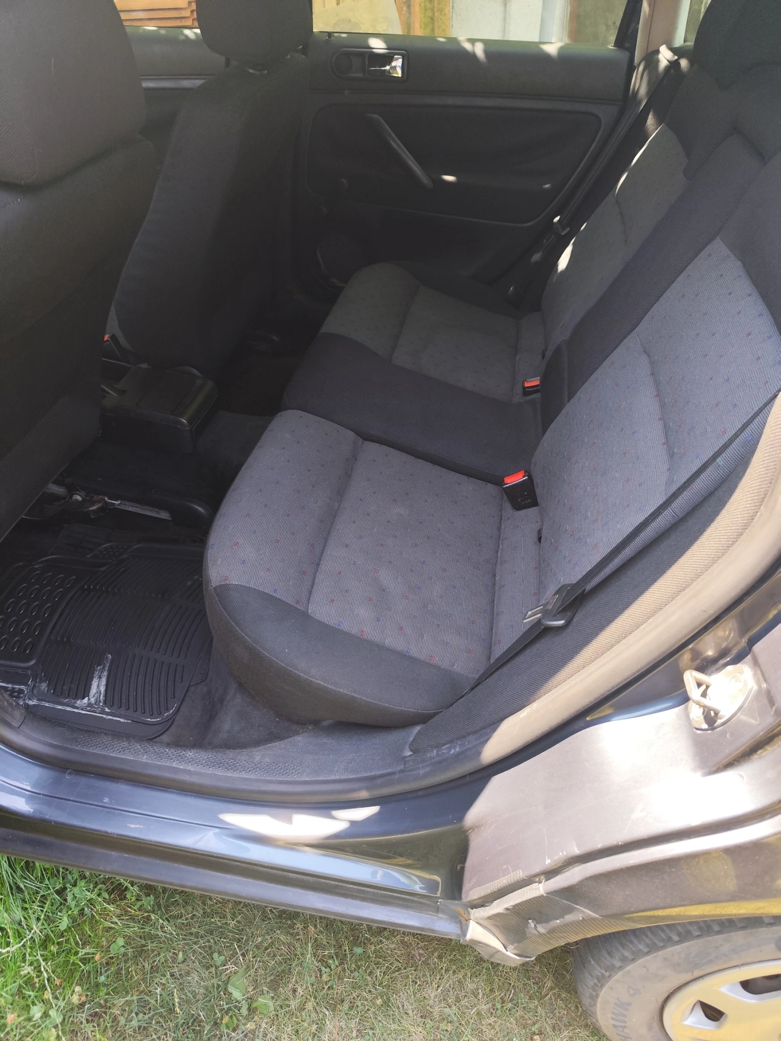 VW Passat Passat B5 , снимка 5 - Автомобили и джипове - 55611649