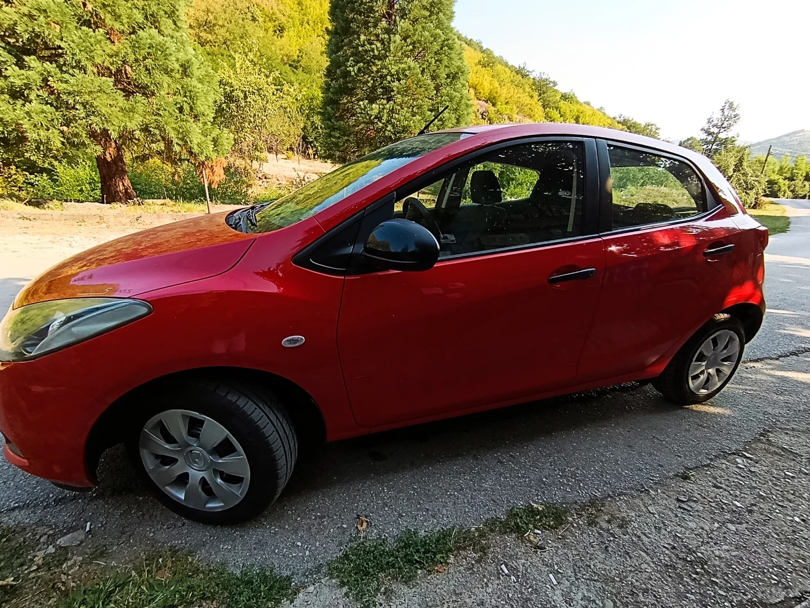 Mazda 2, снимка 2 - Автомобили и джипове - 55672505