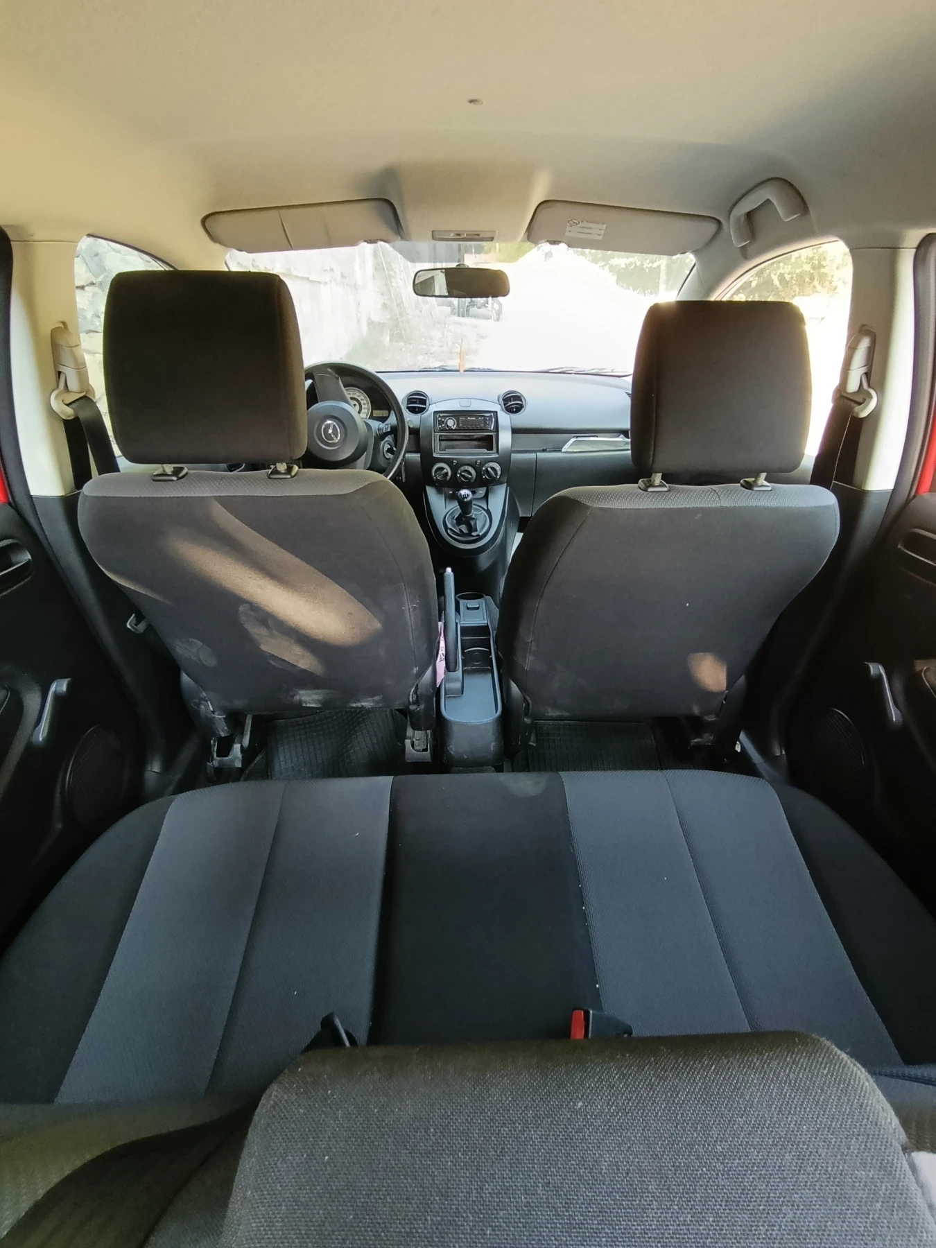 Mazda 2, снимка 7 - Автомобили и джипове - 55672505