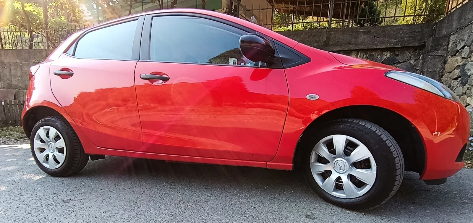 Mazda 2