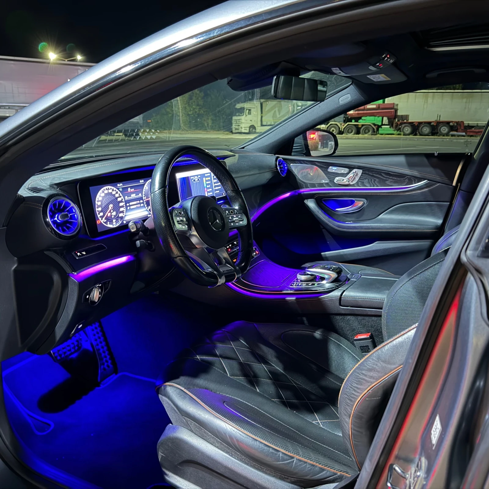 Mercedes-Benz CLS 400 9G / AMG / BURMESTER, снимка 9 - Автомобили и джипове - 55827737