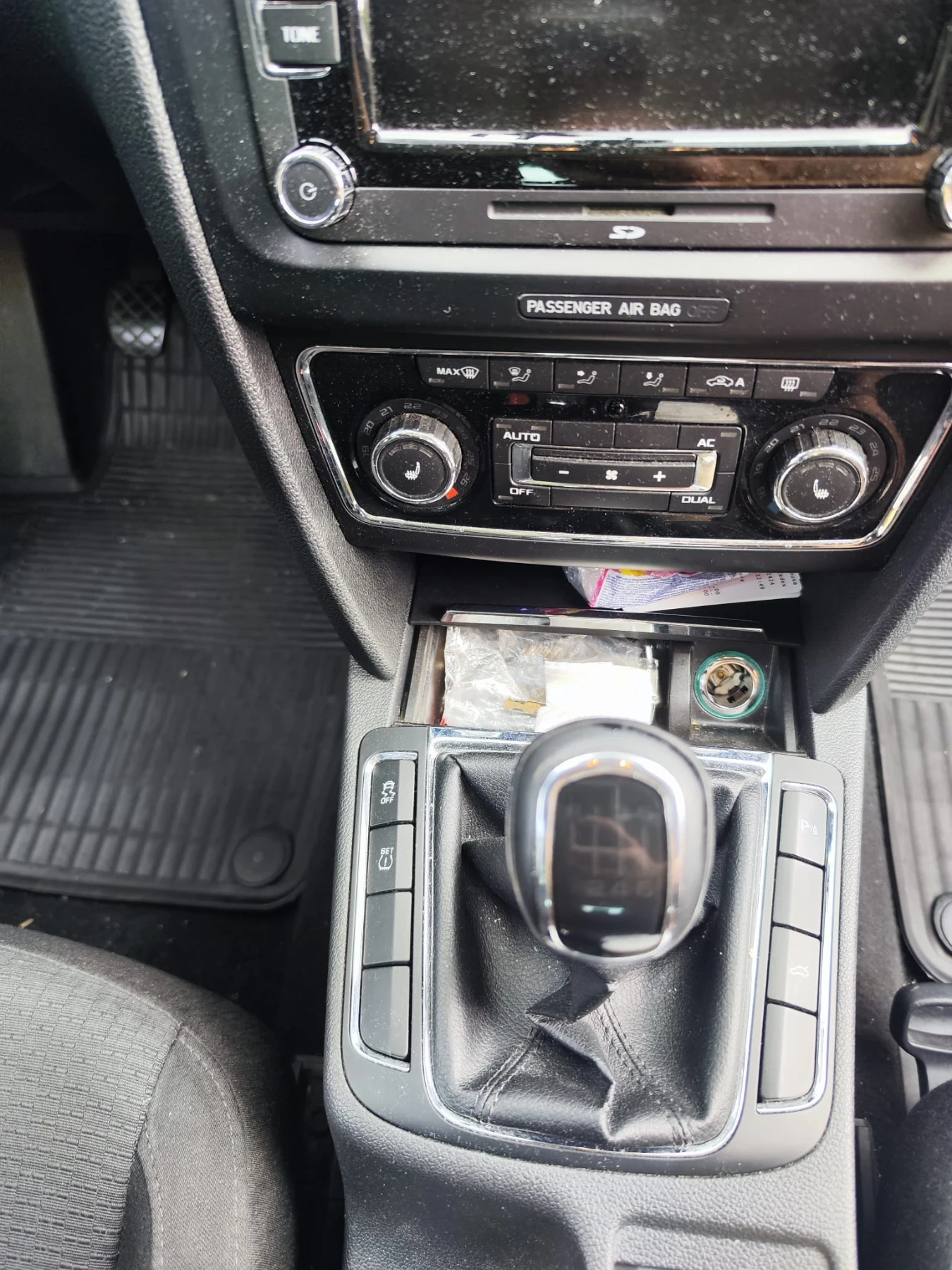 Skoda Superb, снимка 10 - Автомобили и джипове - 55868700