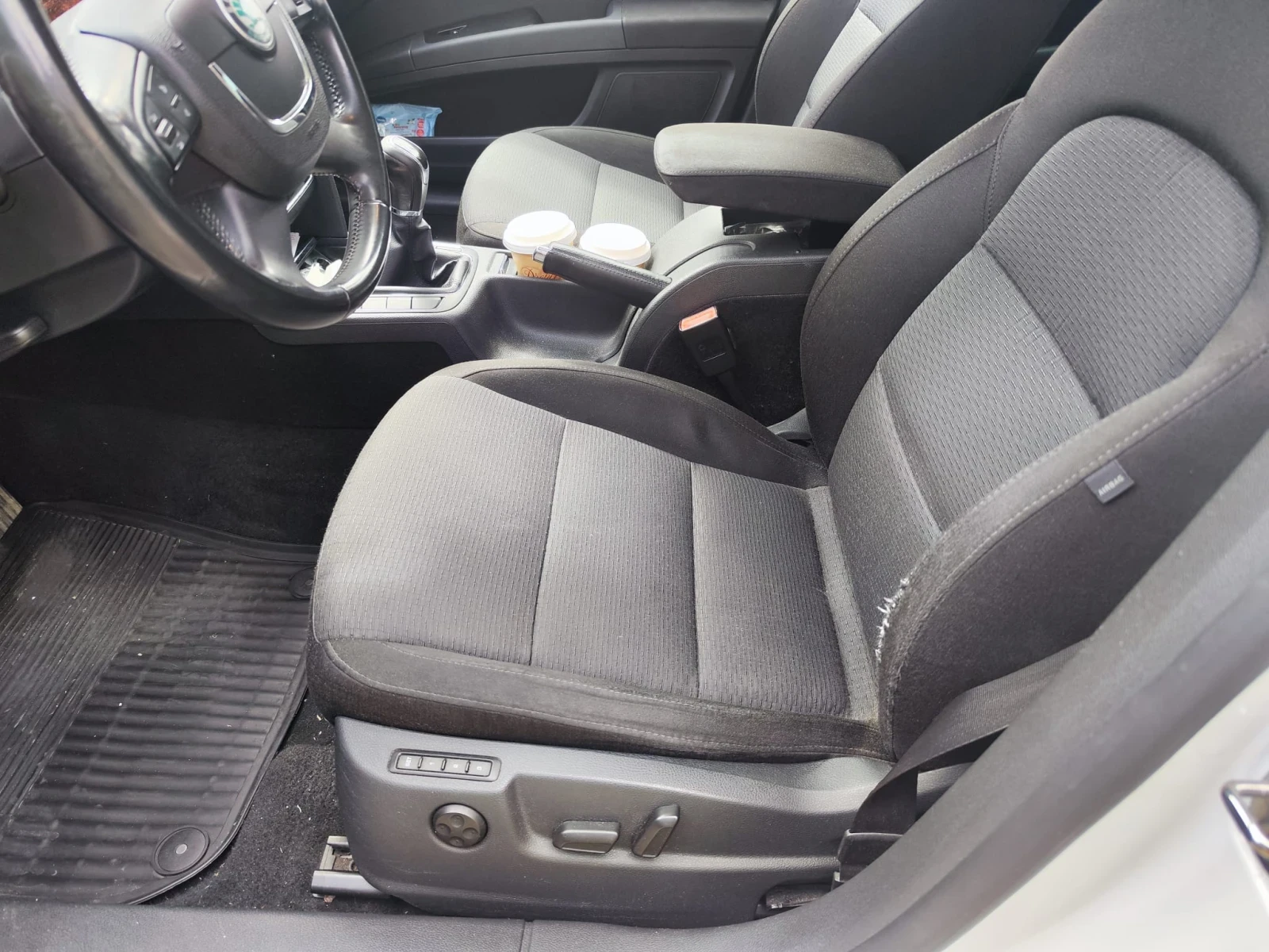 Skoda Superb, снимка 6 - Автомобили и джипове - 55868700