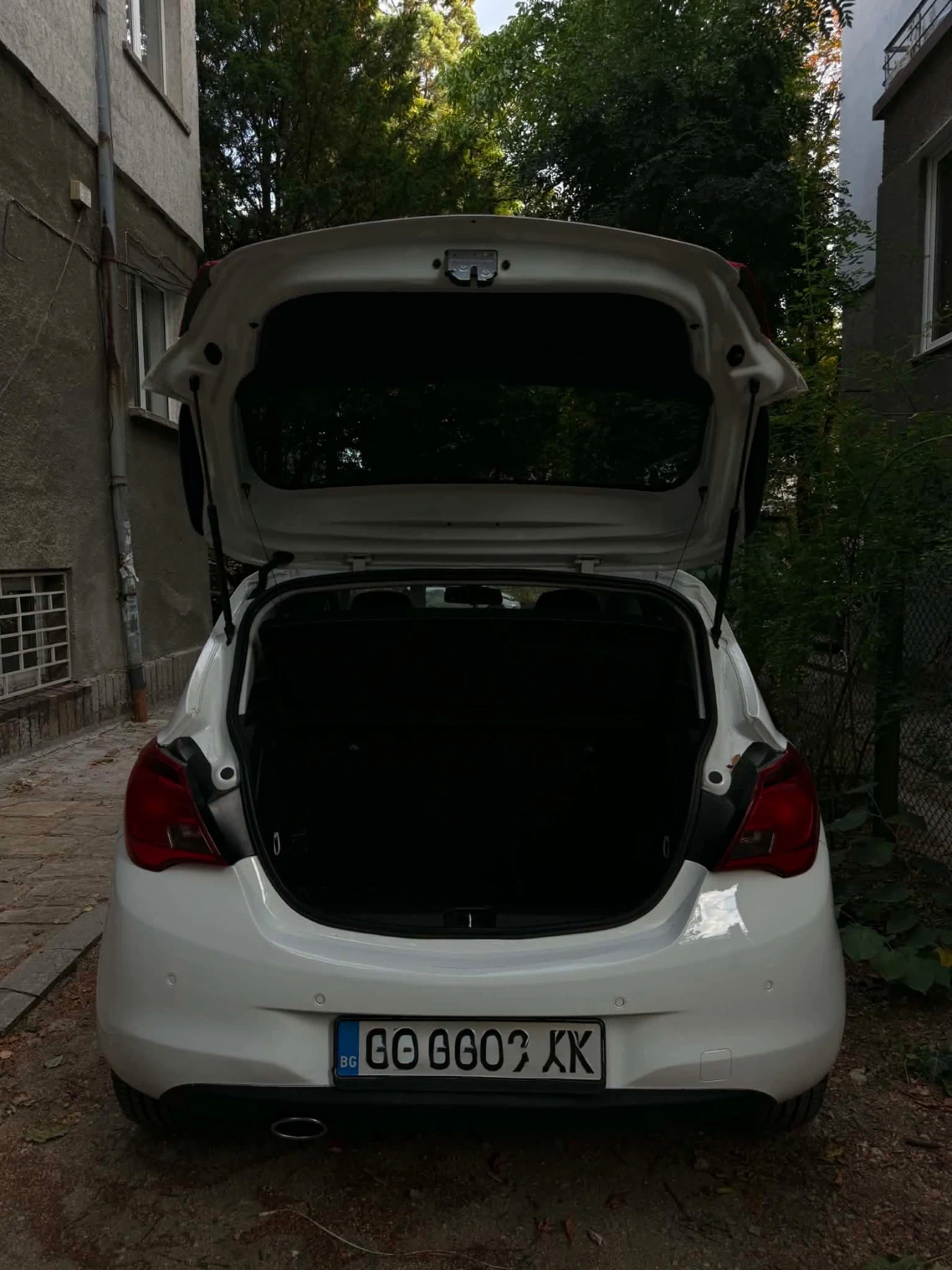 Opel Corsa, снимка 10 - Автомобили и джипове - 55879613