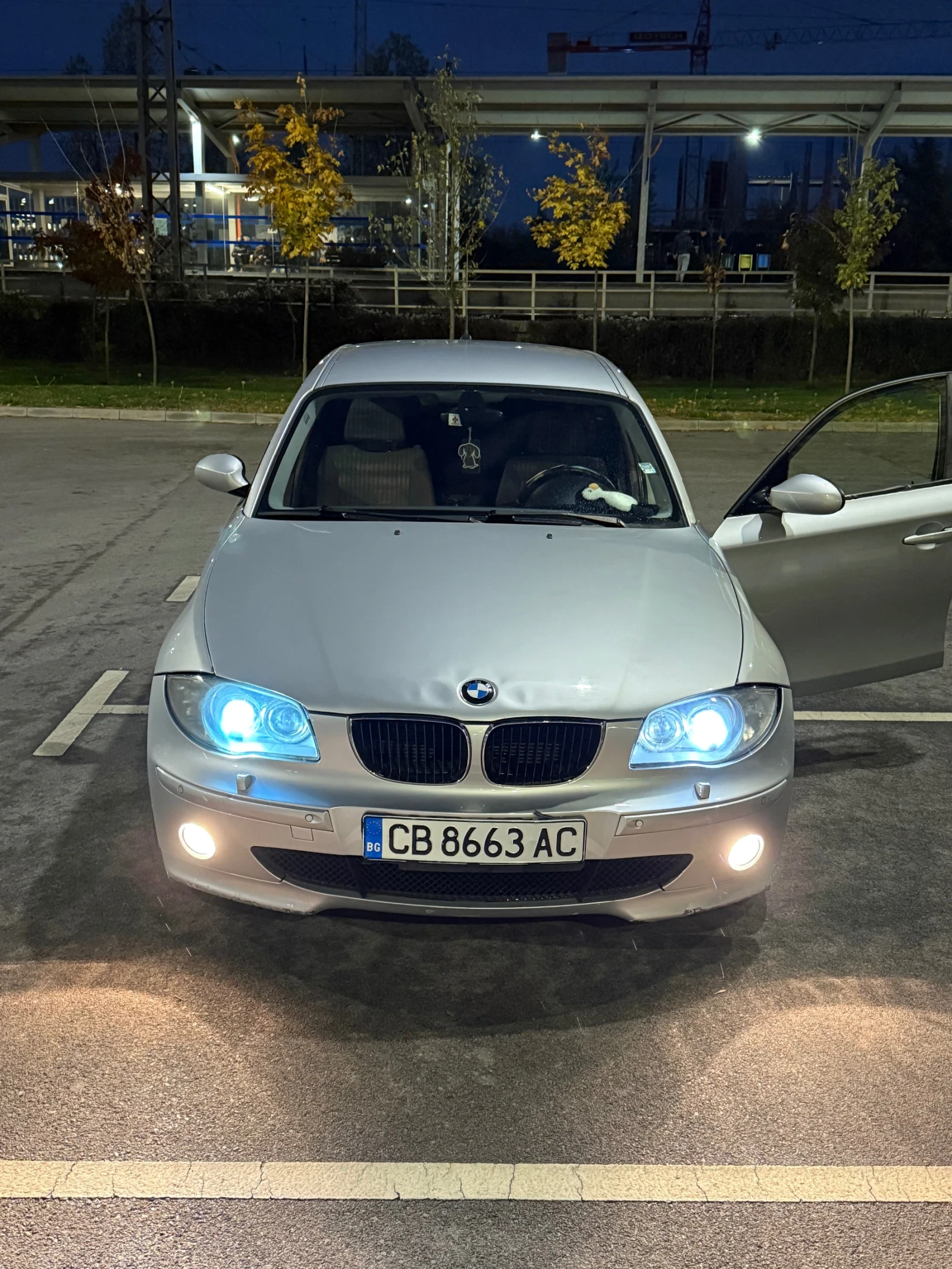 BMW 120
