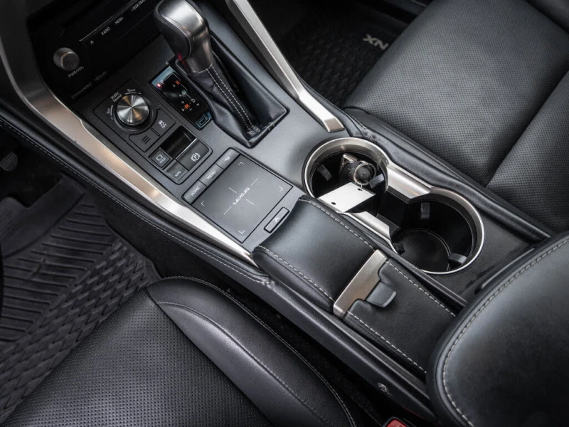 Lexus NX 300 F SPORT CAM* BLINDSPOT* ПОДГРЕВ* ОБДУХВАНЕ* , снимка 11 - Автомобили и джипове - 52660878