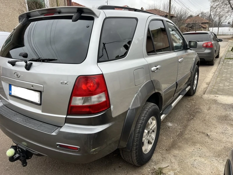 Kia Sorento 2.5 CRDI , снимка 6 - Автомобили и джипове - 52960183
