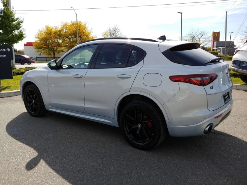 Alfa Romeo Stelvio * CARFAX * ЦЕНА ДО БГ, снимка 6 - Автомобили и джипове - 53108272