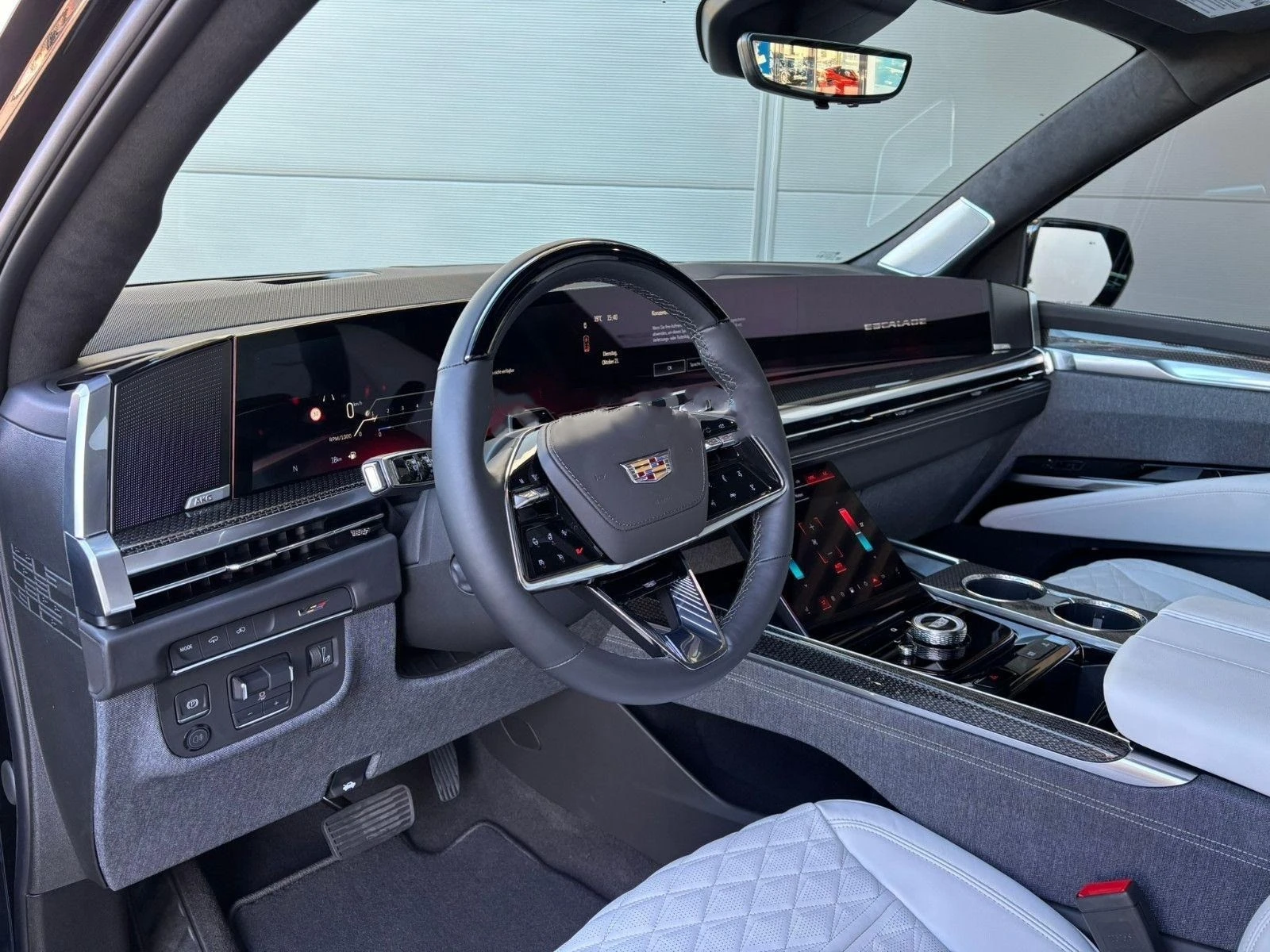 Cadillac Escalade 6.2 V8 V-SERIES/SUPERCHARGED/AKG/360/HEAD UP/TV/ | Mobile.bg   7