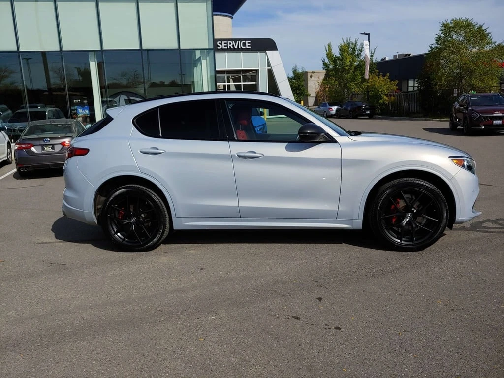 Alfa Romeo Stelvio * CARFAX * ЦЕНА ДО БГ - изображение 9