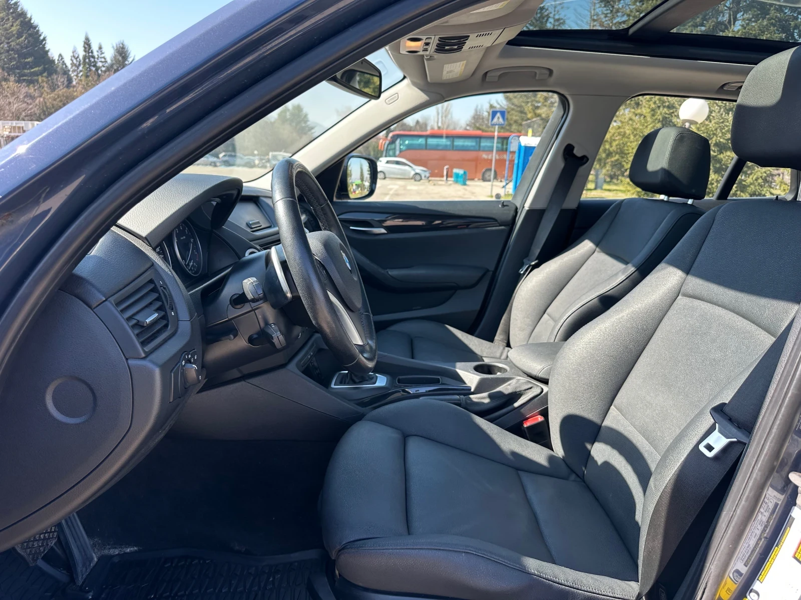 BMW X1 2.8i xDrive, снимка 12 - Автомобили и джипове - 53666838