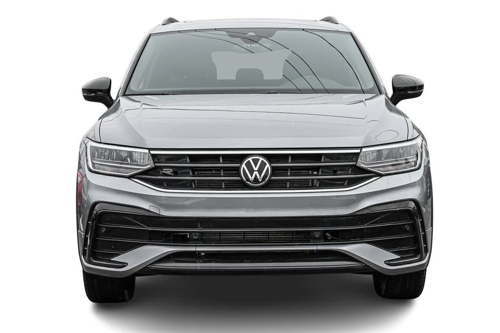 VW Tiguan * COMFORTLINE* R-LINE* BLACK* 4MOTION, снимка 2 - Автомобили и джипове - 53811182