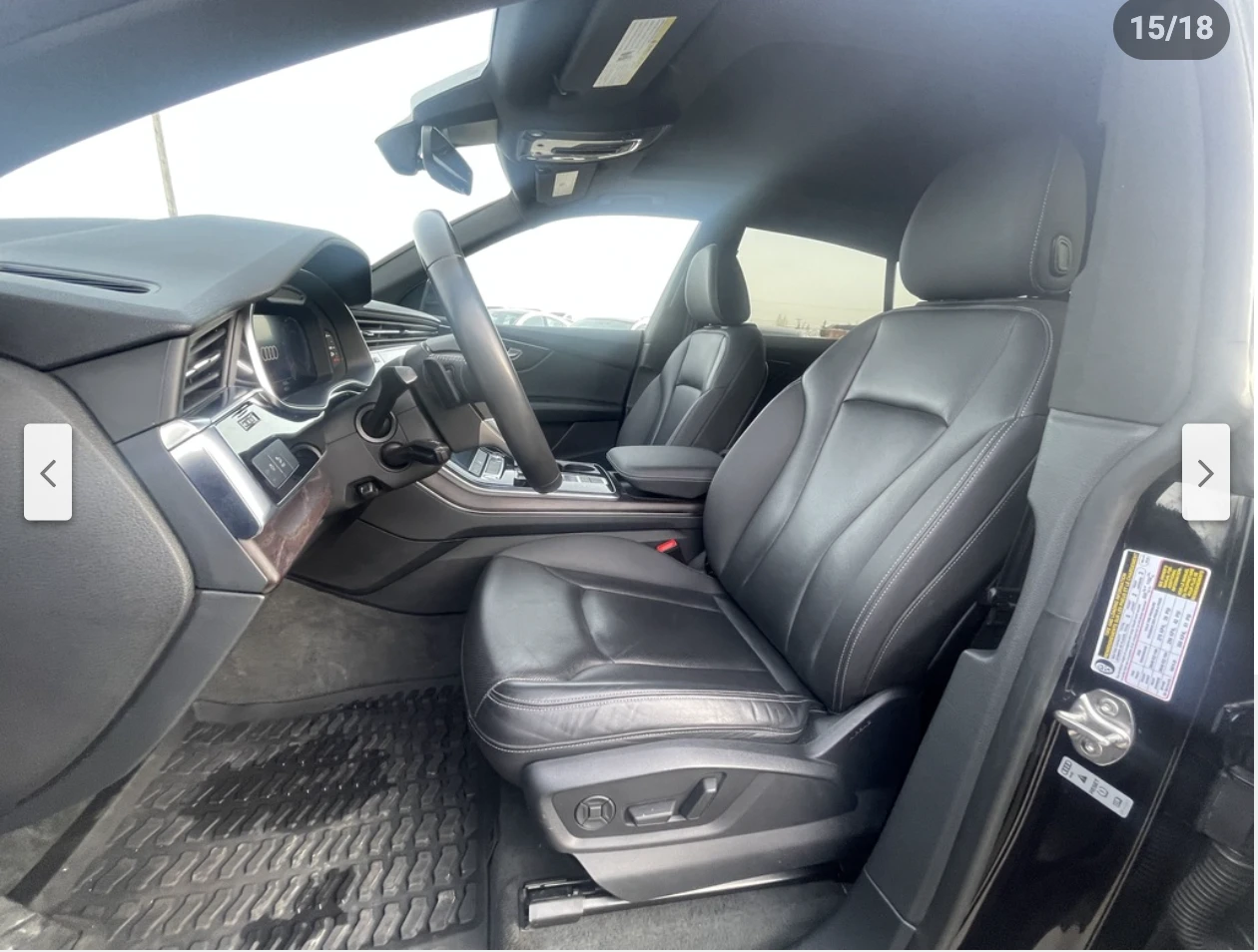 Audi Q8 55TFSI* S* LINE* ДИГИТАЛНО* ТАБЛО* ДИСТРОНИК* 360К, снимка 12 - Автомобили и джипове - 54027392