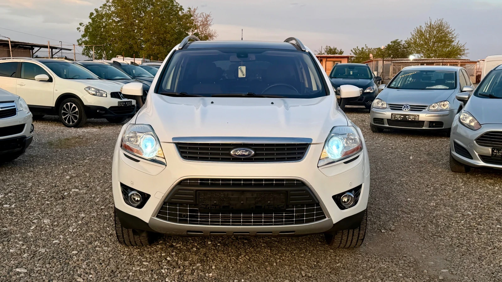 Ford Kuga 2.0TDCI 163kc * 4x4 * ПАНОРАМА * TITANIUM, снимка 2 - Автомобили и джипове - 54417500