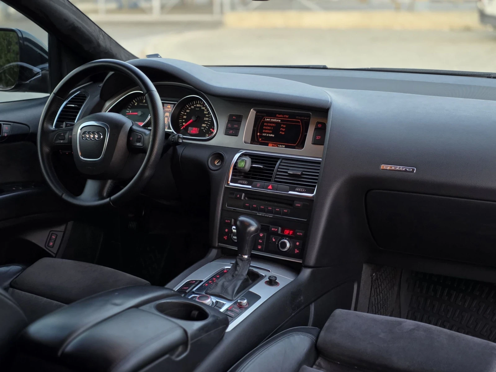 Audi Q7 6+ 1//3X* S-LINE//KEYLESS GO//QUATTRO, снимка 7 - Автомобили и джипове - 54703235