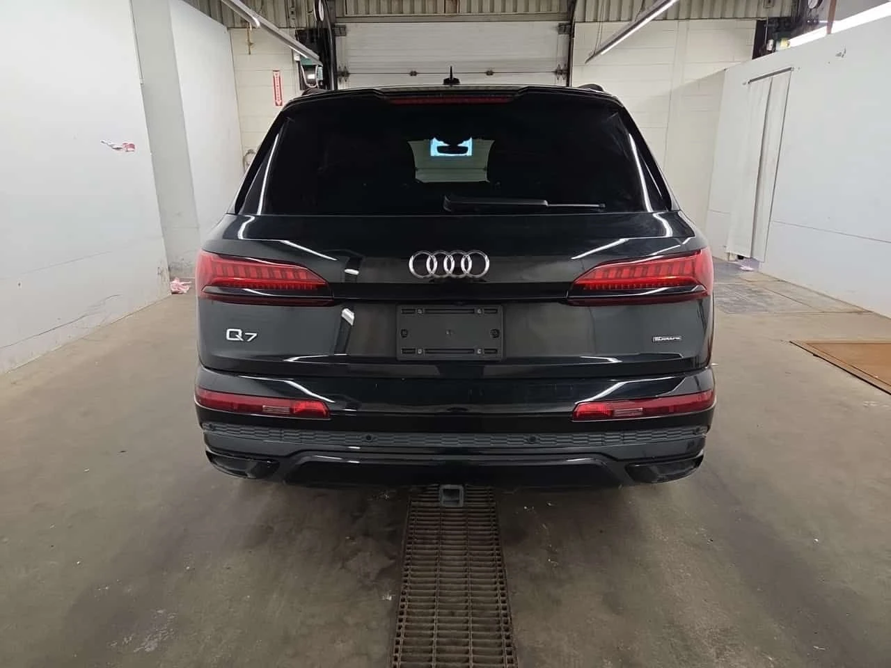 Audi Q7 * KOMFORT * CARFAX * S LINE * 2 КЛЮЧА * , снимка 17 - Автомобили и джипове - 55514748