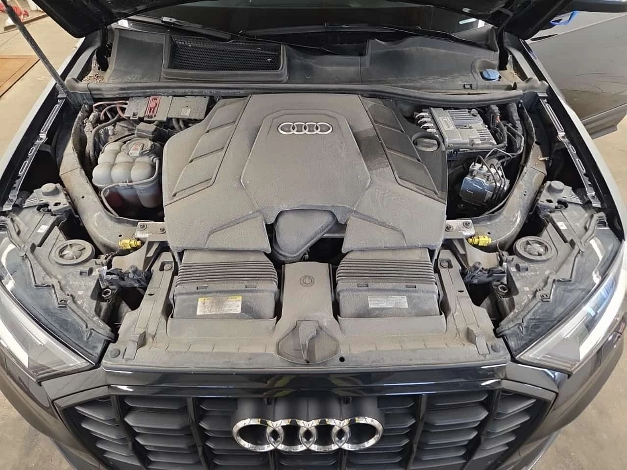 Audi Q7 * KOMFORT * CARFAX * S LINE * 2 КЛЮЧА * , снимка 16 - Автомобили и джипове - 55514748