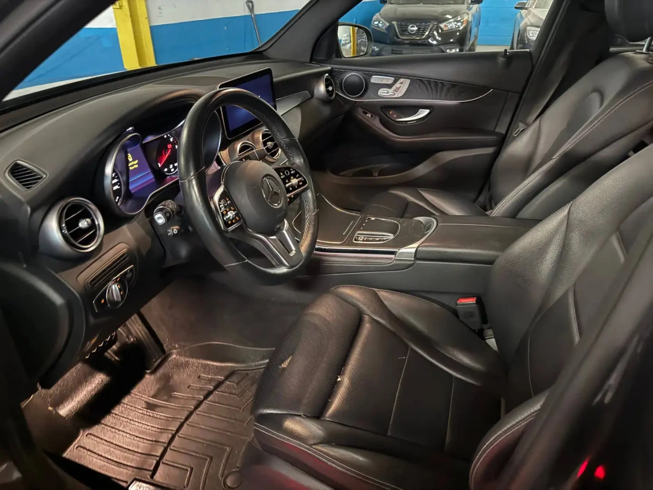 Mercedes-Benz GLC * 300 300 4MATIC SUV / Premium Pkg * CARFAX * ���� | Mobile.bg � ����������� 8