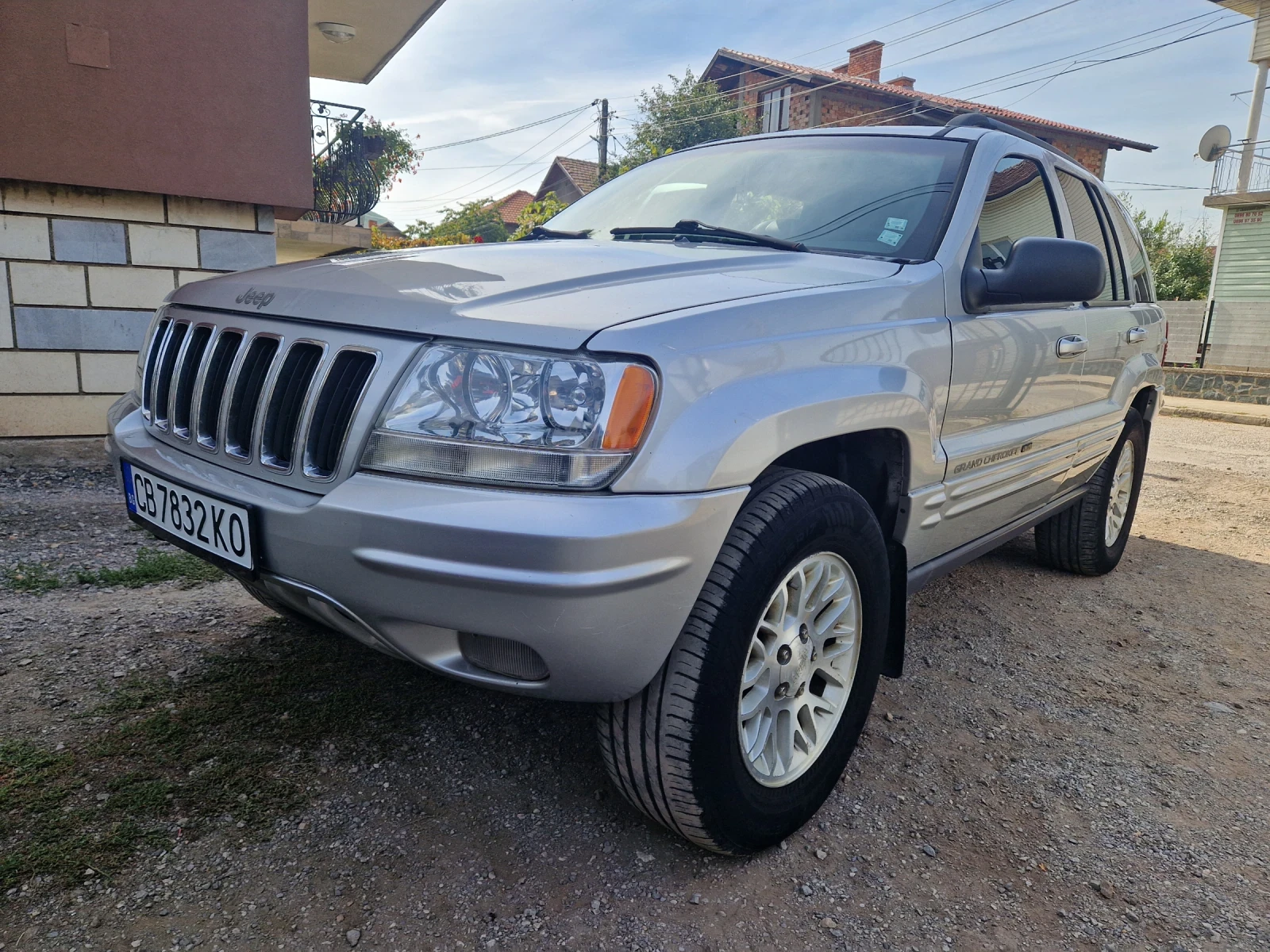 Jeep Grand cherokee 2.7, снимка 2 - Автомобили и джипове - 56391816