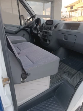 Mercedes-Benz Sprinter 413, снимка 8 - Бусове и автобуси - 53648627