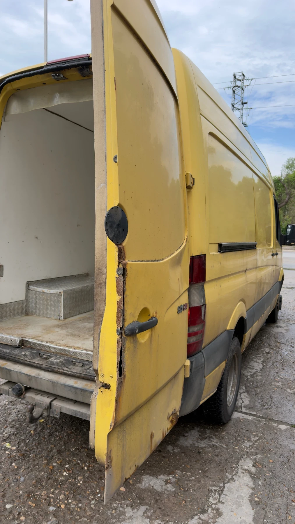 Mercedes-Benz Sprinter 513 2.2, снимка 10 - Бусове и автобуси - 54775581
