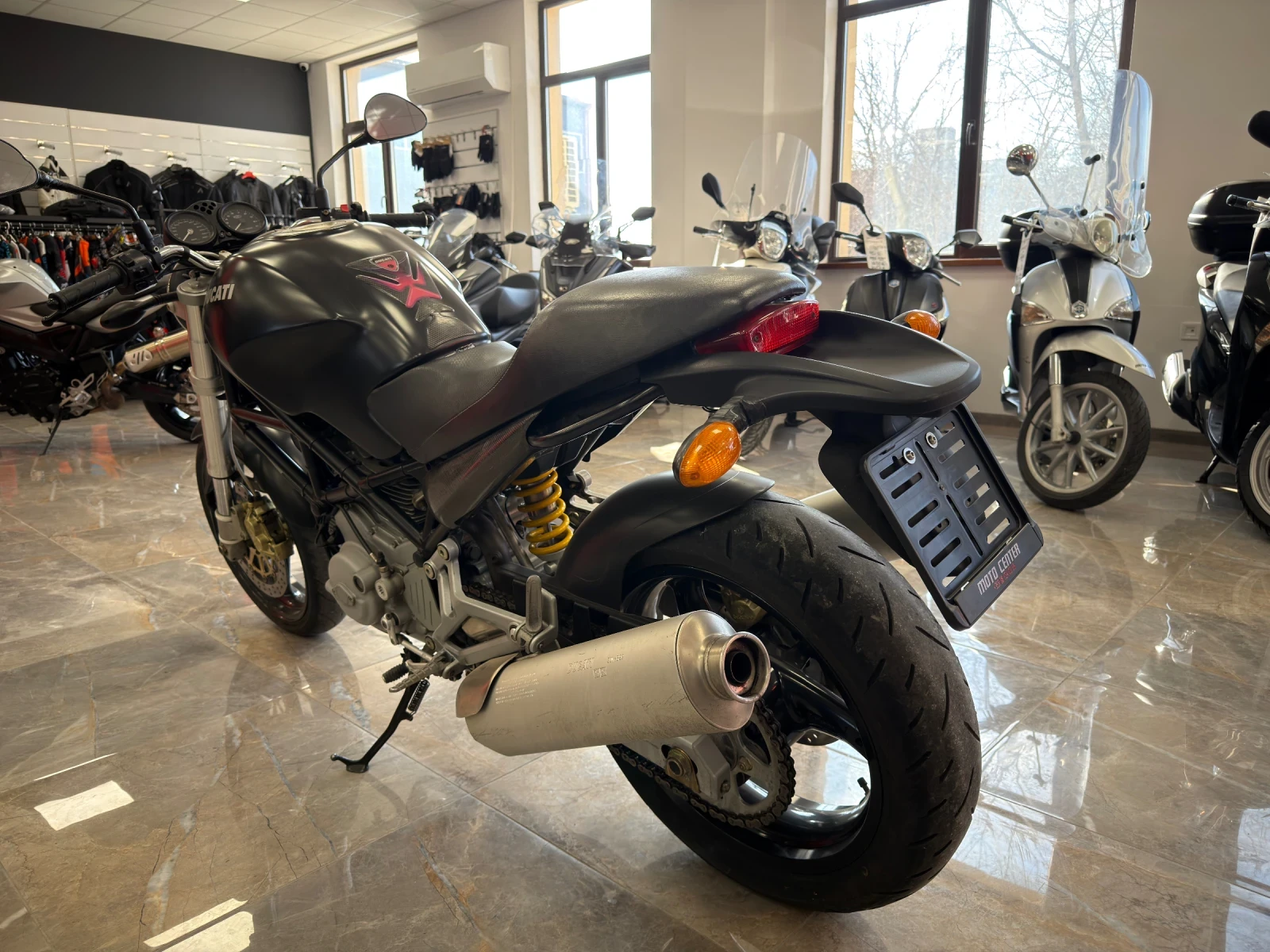 Ducati Monster 400cc. A2  - изображение 6