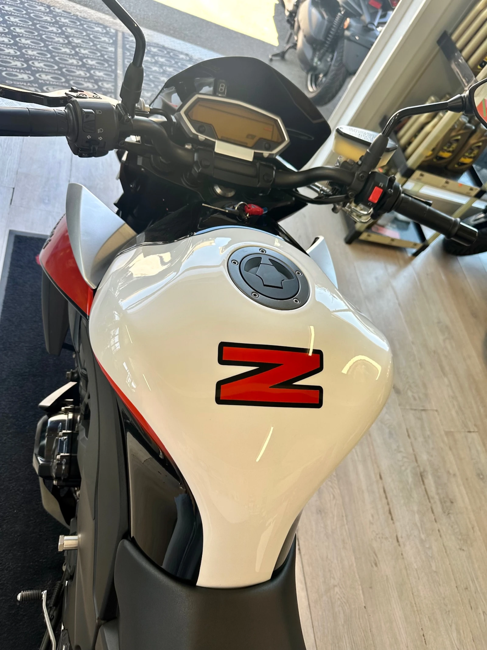 Kawasaki Z 1000 08.2010г., снимка 2 - Мотоциклети и мототехника - 55539560