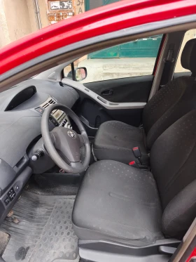 Toyota Yaris - 2700 € / 5280.74 лв. - 42286716 8