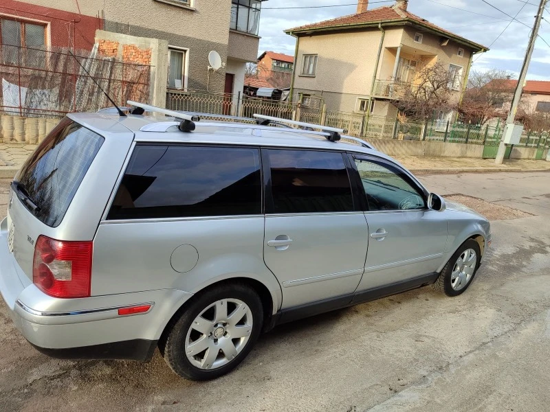 VW Passat, снимка 10 - Автомобили и джипове - 49233926