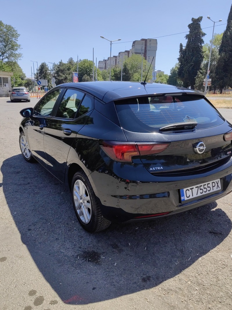 Opel Astra 1.6 CDTI, снимка 5 - Автомобили и джипове - 46404873