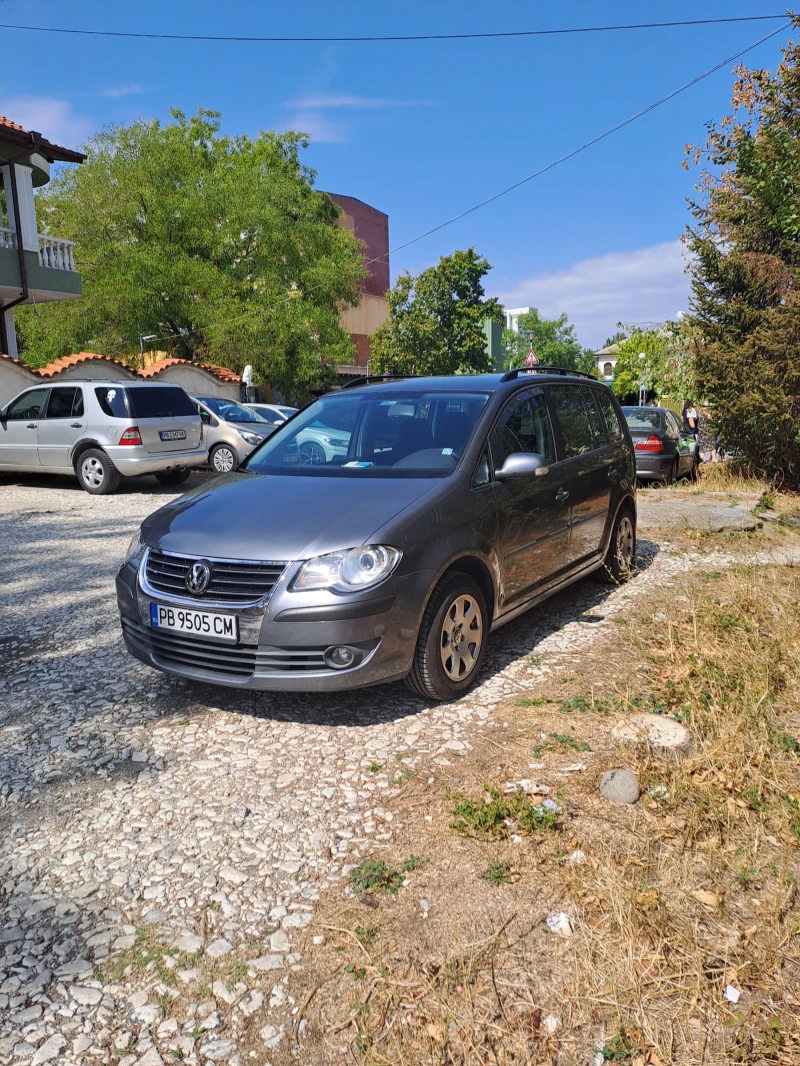 VW Touran, снимка 3 - Автомобили и джипове - 49168114