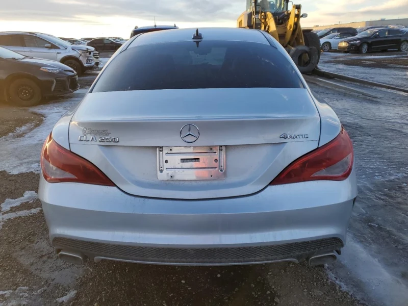 Mercedes-Benz CLA 250, снимка 5 - Автомобили и джипове - 48753430