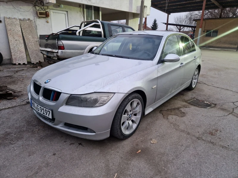 BMW 320 2.0i 143к.с. 6ск., снимка 1 - Автомобили и джипове - 49016141