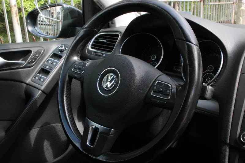 VW Golf Hig line , снимка 10 - Автомобили и джипове - 49976059