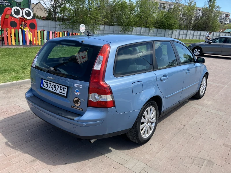 Volvo V50 T5, снимка 7 - Автомобили и джипове - 52245350