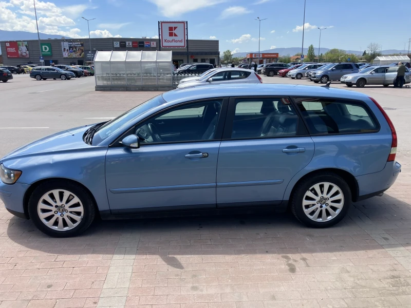 Volvo V50 T5, снимка 4 - Автомобили и джипове - 52245350