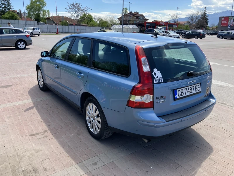 Volvo V50 T5, снимка 5 - Автомобили и джипове - 52245350