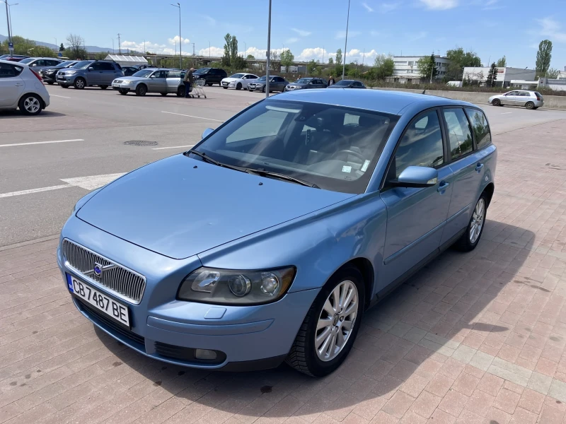 Volvo V50 T5, снимка 3 - Автомобили и джипове - 52245350