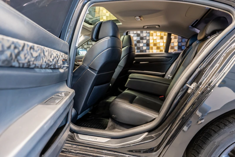 BMW 730 D LONG, снимка 14 - Автомобили и джипове - 52010051