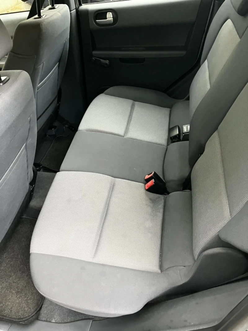 Mitsubishi Colt 1.6 Газ, снимка 6 - Автомобили и джипове - 52401890