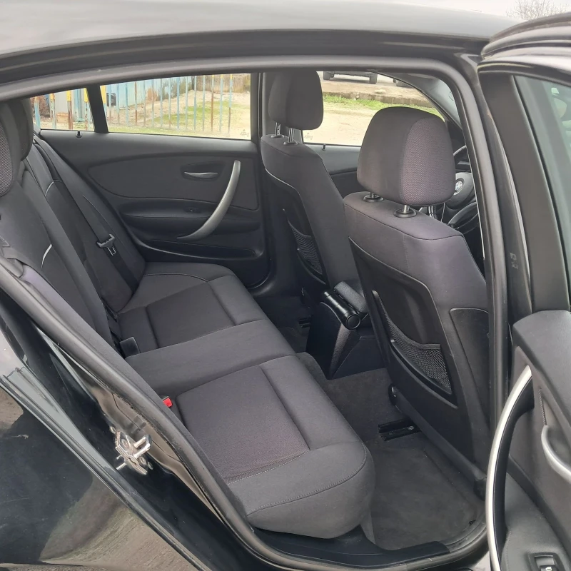 BMW 118 2.0D 143k.c, снимка 10 - Автомобили и джипове - 52665687