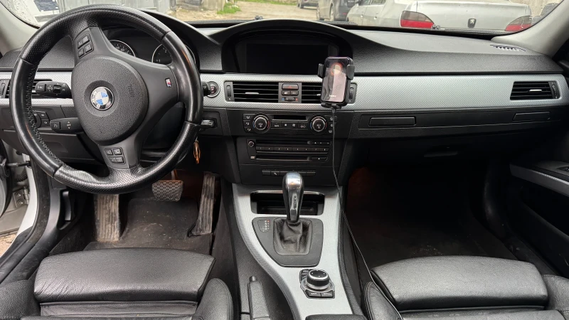 BMW 330 E91/ 3.0/ xDrive, снимка 8 - Автомобили и джипове - 53466289